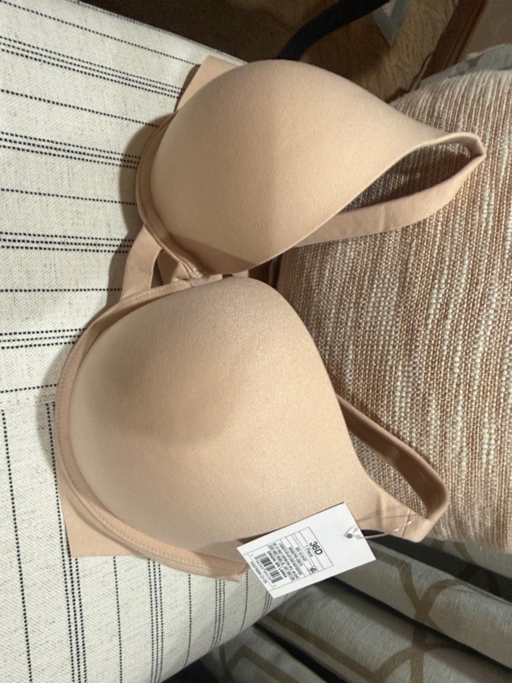 Auden 36D Light Lift Plunge Bra